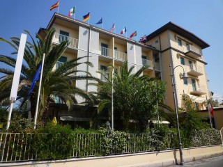 Hotel Riva a Marina di Pietrasanta