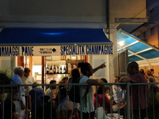 La Bottega Del Nebraska a Viareggio